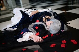 Rating: Safe Score: 0 Tags: 1girl argyle blurry checkered checkered_background checkered_floor choker closed_eyes depth_of_field dress lips long_hair lying perspective petals solo suigintou tile_floor tiles User: admin