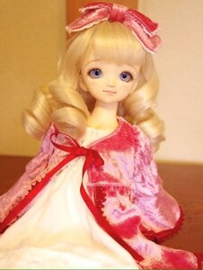 Rating: Safe Score: 0 Tags: 1girl blonde_hair blue_eyes blurry bow depth_of_field doll dress drill_hair frills hair_ribbon hinaichigo indoors long_hair looking_at_viewer pink_dress red_dress ribbon solo twin_drills User: admin