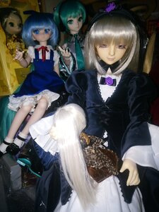 Rating: Safe Score: 0 Tags: 3girls bangs blonde_hair blue_eyes blue_hair bow cirno doll dress flower frills green_hair hair_bow hair_ornament hat long_hair long_sleeves looking_at_viewer multiple_girls puffy_sleeves ribbon short_hair sitting smile solo suigintou wings User: admin