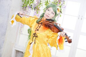 Rating: Safe Score: 0 Tags: 1girl bow_(instrument) flower flute green_hair guitar hair_flower hair_ornament holding_instrument instrument japanese_clothes kanaria kimono lips lute_(instrument) music playing_instrument plectrum see-through solo violin wide_sleeves User: admin