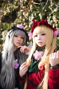 Rating: Safe Score: 0 Tags: 2girls bangs blonde_hair blunt_bangs blurry flower hat lips long_hair looking_at_viewer multiple_cosplay multiple_girls realistic rose shinku silver_hair tagme User: admin