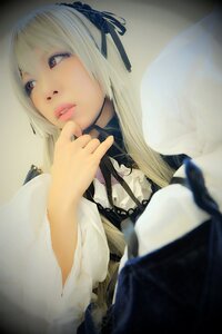 Rating: Safe Score: 0 Tags: 1girl blurry depth_of_field lips long_sleeves photo red_eyes ribbon solo suigintou User: admin