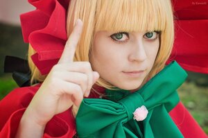 Rating: Safe Score: 0 Tags: 1girl bangs blonde_hair blue_eyes blurry bow closed_mouth depth_of_field eyelashes flower hair_bow lips looking_at_viewer portrait realistic shinku smile solo upper_body User: admin