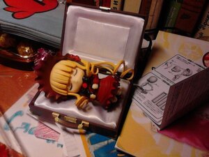 Rating: Safe Score: 0 Tags: 1girl blonde_hair bonnet closed_eyes doll dress flower long_hair shinku sitting sleeping solo User: admin