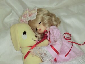 Rating: Safe Score: 0 Tags: 1girl bangs blonde_hair closed_eyes doll hinaichigo lips long_sleeves lying red_ribbon ribbon sleeping solo stuffed_animal teddy_bear User: admin