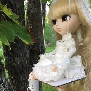 Rating: Safe Score: 0 Tags: 1girl bangs blonde_hair closed_mouth doll dress kirakishou lace lips long_hair nature plant rain solo tree upper_body white_dress User: admin