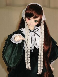 Rating: Safe Score: 0 Tags: 1girl bangs brown_hair closed_mouth doll dress frills gothic_lolita green_eyes heterochromia lace lolita_fashion long_hair long_sleeves looking_at_viewer outstretched_arm red_eyes ribbon solo suiseiseki User: admin