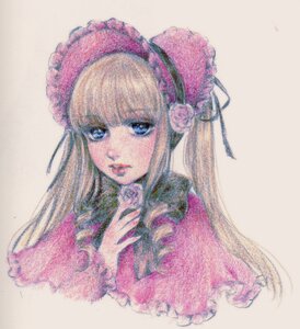 Rating: Safe Score: 0 Tags: 1girl bangs blonde_hair blue_eyes bonnet bow closed_mouth flower frills hair_flower hair_ornament image lips long_hair long_sleeves looking_at_viewer pink_flower rose shinku simple_background solo striped traditional_media upper_body User: admin