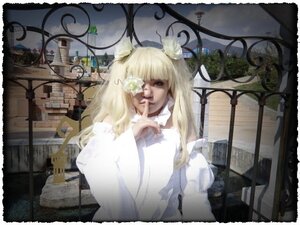 Rating: Safe Score: 0 Tags: 1girl bangs blonde_hair dress flower hair_ornament kirakishou lolita_fashion long_hair solo User: admin