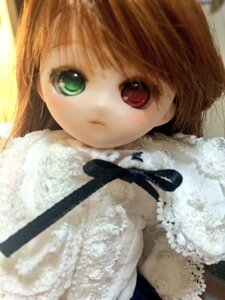 Rating: Safe Score: 0 Tags: 1girl bangs brown_hair closed_mouth doll green_eyes heterochromia looking_at_viewer red_eyes ribbon solo suiseiseki upper_body User: admin