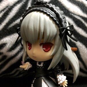 Rating: Safe Score: 0 Tags: 1girl 3d bangs black_dress chain closed_mouth doll dress frills gothic_lolita hairband lolita_fashion long_hair long_sleeves looking_at_viewer red_eyes ribbon solo suigintou User: admin