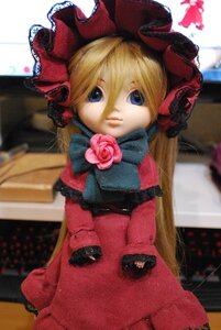 Rating: Safe Score: 0 Tags: 1girl blonde_hair blue_eyes blurry blurry_background bonnet bow depth_of_field doll dress flower long_hair looking_at_viewer photo pink_flower pink_rose red_dress red_flower red_rose rose shinku solo User: admin
