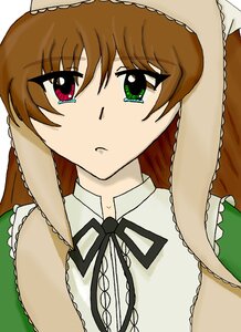 Rating: Safe Score: 0 Tags: 1girl brown_hair frills green_eyes hat head_scarf image long_hair red_eyes ribbon simple_background solo suiseiseki upper_body white_background User: admin