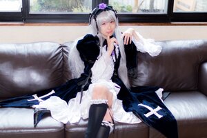 Rating: Safe Score: 0 Tags: 1girl black_legwear couch dress frills gothic_lolita hairband lolita_fashion long_hair looking_at_viewer silver_hair sitting solo suigintou window User: admin