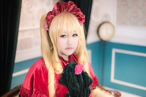 Rating: Safe Score: 0 Tags: 1girl blonde_hair blue_eyes blurry blurry_background depth_of_field flower indoors lips long_hair looking_at_viewer photo realistic shinku solo twintails upper_body User: admin