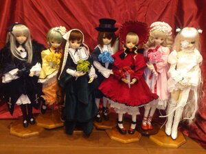 Rating: Safe Score: 0 Tags: 6+girls auto_tagged blonde_hair bow brown_hair closed_eyes curtains doll dress flower frills hat long_hair multiple_dolls multiple_girls pink_bow short_hair silver_hair tagme User: admin