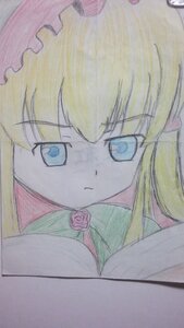 Rating: Safe Score: 0 Tags: 1girl :< bangs blonde_hair blue_eyes closed_mouth flower frown hat image long_hair looking_at_viewer rose shinku simple_background solo traditional_media User: admin