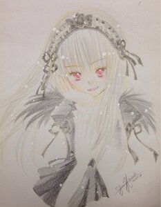 Rating: Safe Score: 0 Tags: 1girl bangs closed_mouth dated hairband image long_hair looking_at_viewer photo red_eyes signature smile solo suigintou traditional_media User: admin