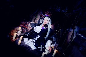 Rating: Safe Score: 0 Tags: 1girl barefoot chain dress flower long_hair sitting solo suigintou User: admin
