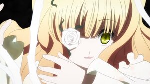 Rating: Safe Score: 0 Tags: 1girl bandages bangs blonde_hair feathers flower green_eyes image kirakishou rose solo white_flower white_rose User: admin