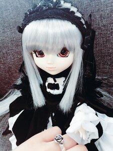 Rating: Safe Score: 0 Tags: 1girl bangs bow closed_mouth doll dress gothic_lolita hairband lolita_fashion long_hair looking_at_viewer red_eyes solo suigintou upper_body white_hair User: admin