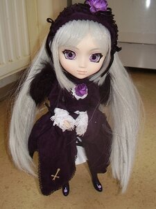 Rating: Safe Score: 0 Tags: 1girl doll dress flower frills gothic_lolita hairband lolita_fashion lolita_hairband long_hair long_sleeves looking_at_viewer purple_eyes purple_flower purple_rose rose silver_hair solo standing suigintou User: admin