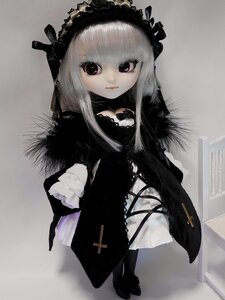 Rating: Safe Score: 0 Tags: 1girl bangs black_footwear boots closed_mouth cross doll dress fur_trim gothic_lolita grey_background lolita_fashion long_hair long_sleeves looking_at_viewer photo solo standing suigintou User: admin