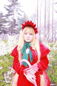 Rating: Safe Score: 0 Tags: 1girl blonde_hair blue_eyes bonnet bow dress flower long_hair red_dress ribbon shinku solo User: admin