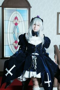 Rating: Safe Score: 0 Tags: 1girl dress frills gothic_lolita lolita_fashion long_hair solo suigintou User: admin