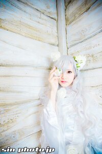 Rating: Safe Score: 0 Tags: 1girl curtains indoors kirakishou lips looking_at_viewer solo white_hair User: admin