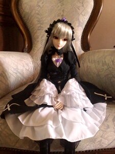Rating: Safe Score: 0 Tags: 1girl armchair bangs chair closed_mouth couch doll dress expressionless frills lolita_fashion long_hair long_sleeves looking_at_viewer sitting solo suigintou User: admin
