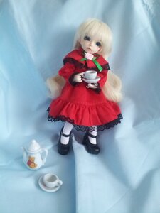 Rating: Safe Score: 0 Tags: 1girl blonde_hair blue_eyes cup doll dress flower long_hair mary_janes pantyhose red_dress shinku shoes solo stuffed_animal teacup User: admin