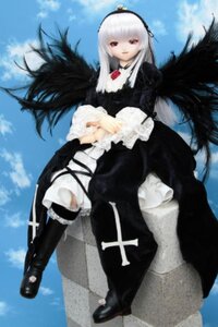 Rating: Safe Score: 0 Tags: 1girl black_dress black_wings blue_sky blurry boots cloud day doll dress frills hairband long_hair long_sleeves looking_at_viewer outdoors sky solo standing suigintou wings User: admin