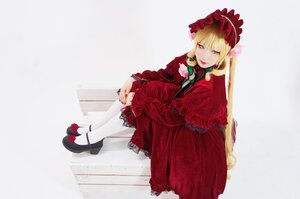 Rating: Safe Score: 0 Tags: 1girl blonde_hair bonnet capelet dress flower long_hair long_sleeves looking_at_viewer nail_polish red_dress rose shinku sitting solo very_long_hair User: admin