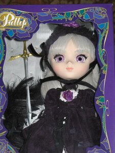 Rating: Safe Score: 0 Tags: 1girl black_dress doll dress flower gothic_lolita looking_at_viewer purple_eyes rose solo suigintou traditional_media upper_body User: admin