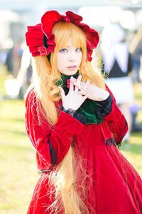 Rating: Safe Score: 0 Tags: 1girl blonde_hair blue_eyes blurry blurry_background blurry_foreground bonnet depth_of_field dress flower long_hair long_sleeves photo red_dress shinku solo User: admin