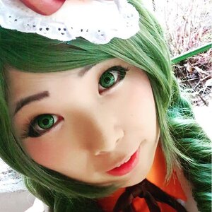 Rating: Safe Score: 0 Tags: 1girl face green_eyes green_hair kanaria lips looking_at_viewer portrait short_hair smile solo User: admin