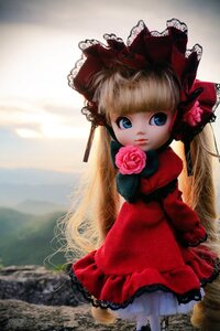 Rating: Safe Score: 0 Tags: 1girl blonde_hair blue_eyes bonnet bow doll dress flower long_hair looking_at_viewer photo pink_flower pink_rose red_dress red_flower red_rose rose shinku solo very_long_hair User: admin