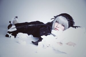 Rating: Safe Score: 0 Tags: 1girl 3d bangs black_dress closed_mouth dress full_body gradient gradient_background grey_background hairband lips long_sleeves looking_at_viewer silver_hair solo suigintou User: admin