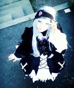 Rating: Safe Score: 0 Tags: 1girl dress long_hair long_sleeves looking_at_viewer solo suigintou User: admin