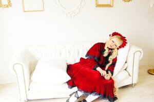 Rating: Safe Score: 0 Tags: 1girl blonde_hair bonnet bow closed_eyes dress long_sleeves photo red_dress shinku sitting solo User: admin