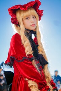 Rating: Safe Score: 0 Tags: 1girl bangs blonde_hair blue_background blue_eyes blurry bonnet capelet depth_of_field dress eyelashes flower frills lips long_hair looking_at_viewer photo realistic rose shinku solo upper_body User: admin