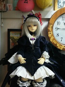 Rating: Safe Score: 0 Tags: 1girl clock doll dress flower frills gothic_lolita lolita_fashion long_sleeves looking_at_viewer photo solo suigintou thighhighs User: admin