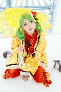 Rating: Safe Score: 0 Tags: 1girl flower green_eyes green_hair hair_ornament kanaria shoes sitting solo User: admin