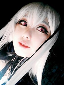 Rating: Safe Score: 0 Tags: 1girl bangs black_background lips looking_at_viewer makeup portrait red_eyes simple_background solo suigintou white_hair User: admin