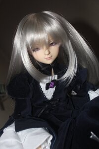 Rating: Safe Score: 0 Tags: 1girl bangs black_background black_dress closed_mouth doll dress frills gothic_lolita lips lolita_fashion long_hair long_sleeves looking_at_viewer solo suigintou User: admin