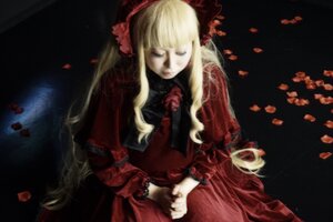 Rating: Safe Score: 0 Tags: 1girl bangs blonde_hair bow closed_eyes dress flower long_hair long_sleeves petals red_dress rose_petals shinku sidelocks solo very_long_hair User: admin