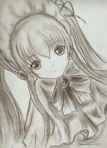 Rating: Safe Score: 0 Tags: 1girl capelet closed_mouth expressionless flower frown image long_hair looking_at_viewer monochrome ribbon rose shinku simple_background solo traditional_media twintails upper_body User: admin