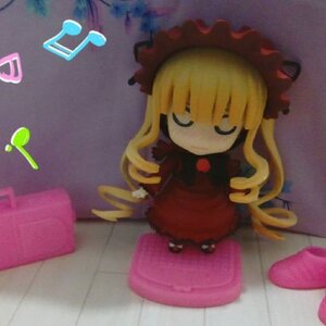 Rating: Safe Score: 0 Tags: 1girl beamed_eighth_notes blonde_hair bow chibi doll dress eighth_note long_hair long_sleeves musical_note one_eye_closed photo red_dress shinku solo spoken_musical_note User: admin