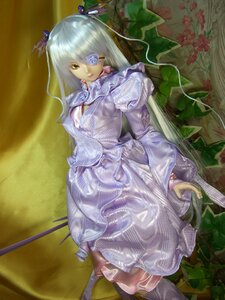 Rating: Safe Score: 0 Tags: 1girl barasuishou doll doll_joints dress eyepatch flower frills hair_ornament joints long_hair long_sleeves see-through solo very_long_hair wet_clothes yellow_eyes User: admin